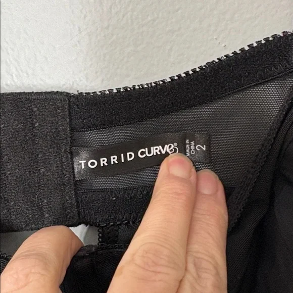 Torrid Curve Black Sheer Corset Bodysuit Lingerie Size 2 Plus - Picture 4 of 6